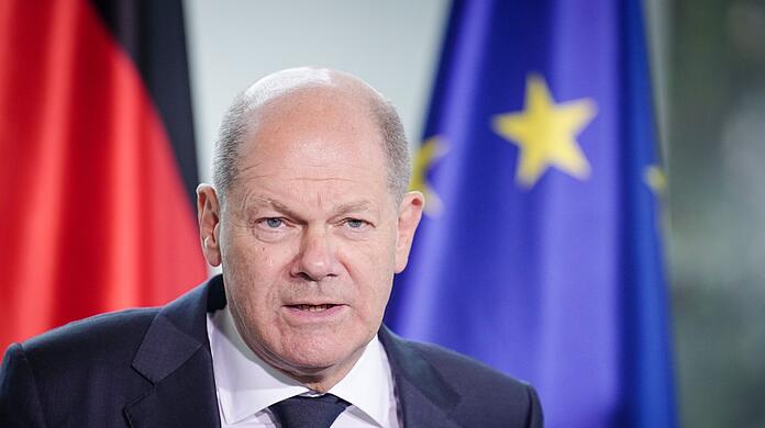 Der Bundeskanzler befasst sich mit dem Wiederaufbau der Ukraine.