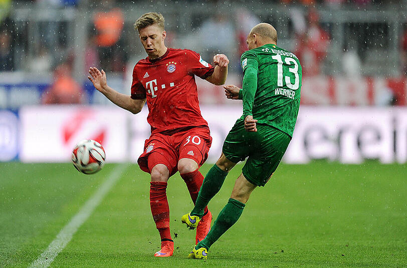 Mitchell Weisser: Note 2. Wieder mal Bundesliga, wieder mal die Rechtsverteidiger-Position. Wurde von Augsburgs Baba zunächst sehr in die Defensive gezwungen, hielt dem Druck aber stand. In Halbzeit zwei mit mehr Mut und Power nach vorne, guter Flachschuss (60.). Der Frechste!