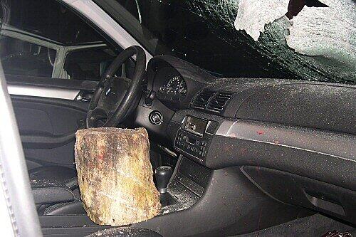 Der Tatverdächtige hat gestanden, am Ostersonntag den sechs Kilo schweren Gegenstand auf die Autobahn 29 geworfen zu haben.