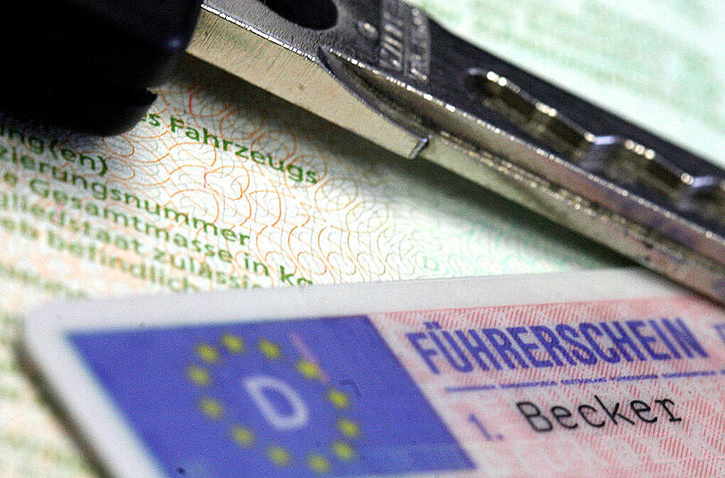 Lappen weg bei Diebstahl oder Körperverletzung? Merkel ist dafür.