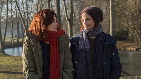 Die Beziehung von Delphine (Emmanuelle Seigner, links) und Elle (Eva Green) kippt immer wieder beinahe ins Erotische.