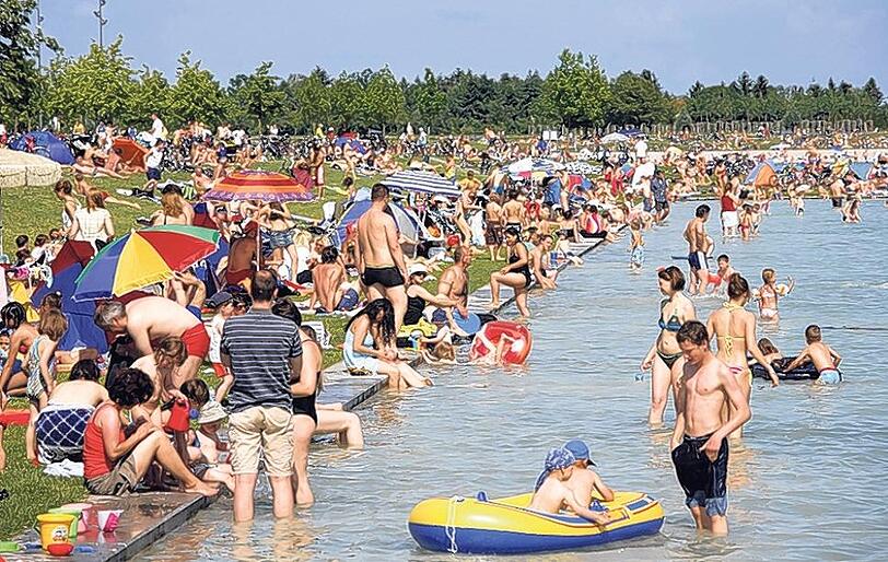Der Riemer See ist für Menschen gedacht - Hunde haben Bade-Verbot.
