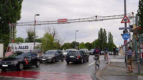 Auf der Corneliusbrücke ist meist viel Verkehr. Das könnte sich bald ändern.