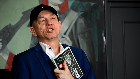Josef E. Köpplinger mit der Spielzeitvorschau.