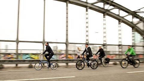 Die Pläne für neue Radwege sorgen für viele Diskussionen im Rathaus.