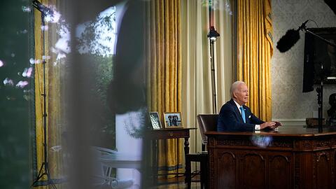 Joe Biden im Oval Office des Weißen Hauses.