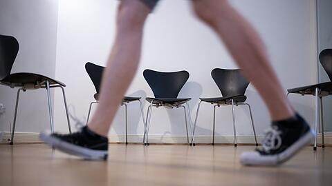 Statt im Wartezimmer auf den Termin zu warten, rasten manche Patienten aus. (Archivbild)