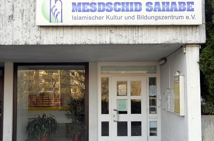 Der Verein "Mesdschid Sahabe Islamischer Kultur und Bildungszentrum e.V." steht im Verdacht, die Terrormiliz IS zu unterstützen.