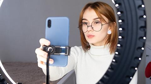 Wer ein professionelles Video-Editing-Tool braucht, hat mit Edits eine neue Option.