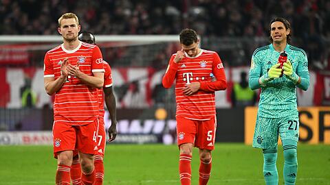 Benjamin Pavard (m) und Yann Sommer (r) kehren in die Münchner Arena zurück.