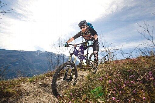 Der technische Anaconda-Trail ist nur für versierte Biker zu empfehlen.
Hier im Test das Specialized Enduro Evo Comp.