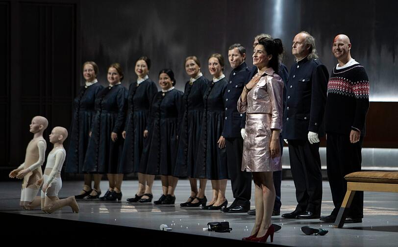 Die Salzburger Festspiele demonstrieren Normalität: Der Schlussapplaus nach der "Elektra"-Premiere.