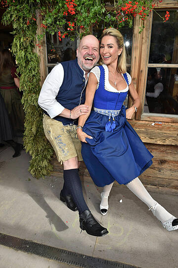 Stylist Oliver Rauh und Designerin Kinga Mathe