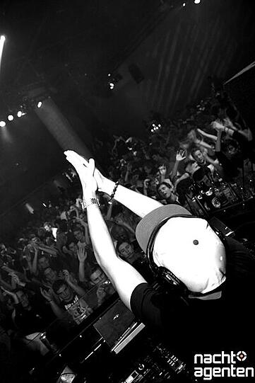 "IsarCosmos vs DJ Chuckie Live" im  neuraum. Noch mehr Bilder sehen Sie unter: