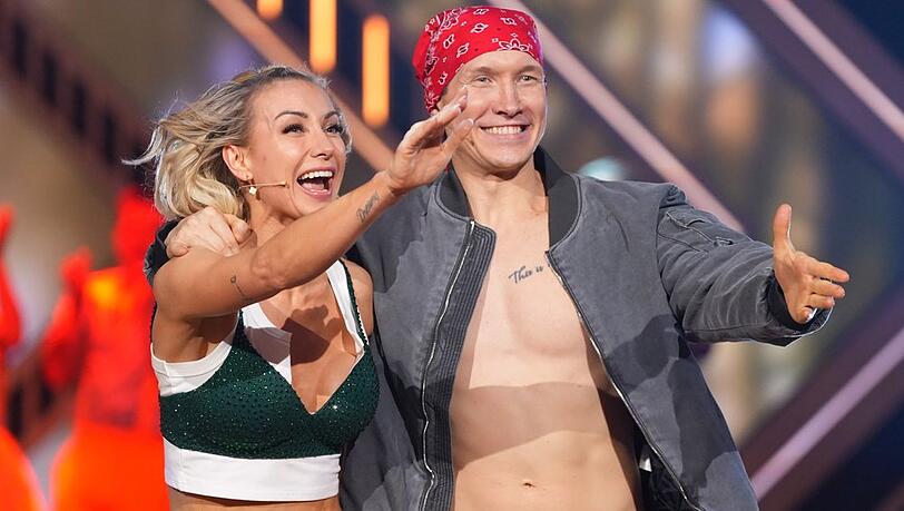 Anna-Carina Woitschack und Evgeny Vinokurov k&auml;mpfen weiter bei "Let's Dance".