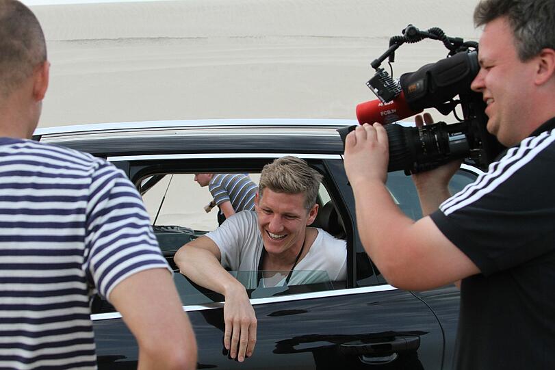 Die Bayernspieler und ihre Tour durch die Wüste - die Bilder