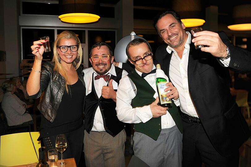 Stars feiern im Restaurant Olympiasee eine kulinarische Party: Mit dabei Doreen Dietel, Wigald Boning, Simone Ballack