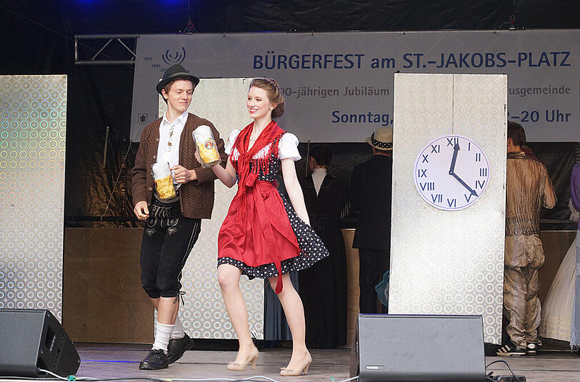 Auch bayerische Tracht kam bei der Modenschau nicht zu kurz.