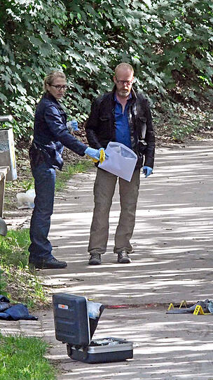 Ein zunächst verbaler Streit zwischen zwei Männern in München ist für einen der beiden tödlich ausgegangen. Die Auseinandersetzung sei am Freitagnachmittag in einen "massiven Angriff" gegipfelt, teilte die Polizei mit.