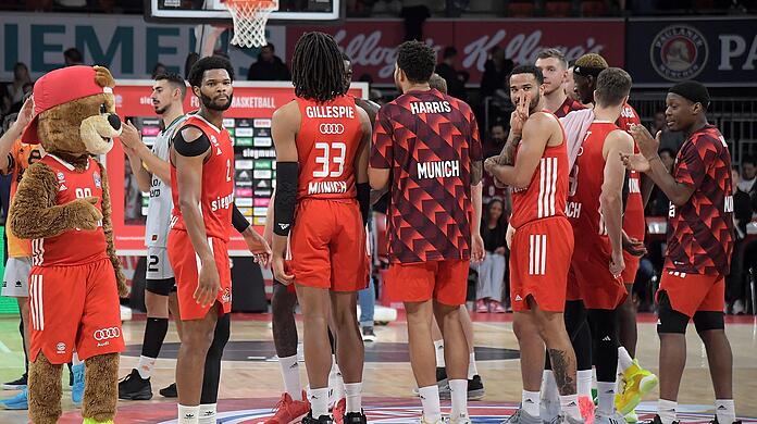 FC Bayern Basketball kann sich gegen Valencia VC durchsetzen.