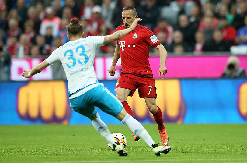 Franck Ribéry: Note 3. Kam für den enttäuschenden Costa rein und durfte noch 22 Minuten mitspielen. Wuselte sich durch den Strafraum und bereitete so das 3:0 vor (73.).