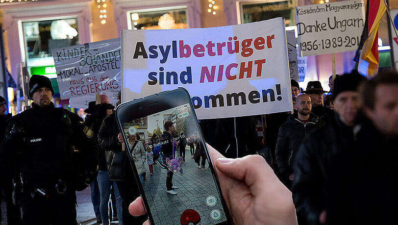 Am Montag marschiert Pegida wieder in der Innenstadt. PokemonGo-Spieler rufen zur Gegendemo auf. Am Montag marschiert Pegida wieder in der Innenstadt. PokemonGo-Spieler rufen zur Gegendemo auf.