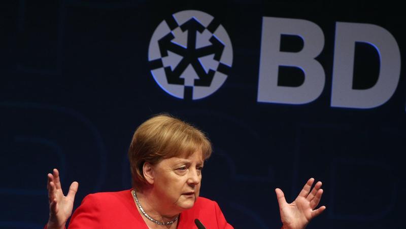 Wegen ihrer Wirtschaftspolitik unter Beschuss: Bundeskanzlerin Angela Merkel (CDU) beim Tag der Deutschen Industrie. Wegen ihrer Wirtschaftspolitik unter Beschuss: Bundeskanzlerin Angela Merkel (CDU) beim Tag der Deutschen Industrie.
