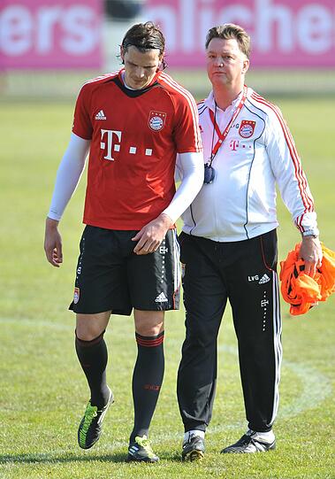 Die Bilder vom ersten Bayern-Training nach der Bekanntgabe, dass sich der Verein von Van Gaal trennen will.