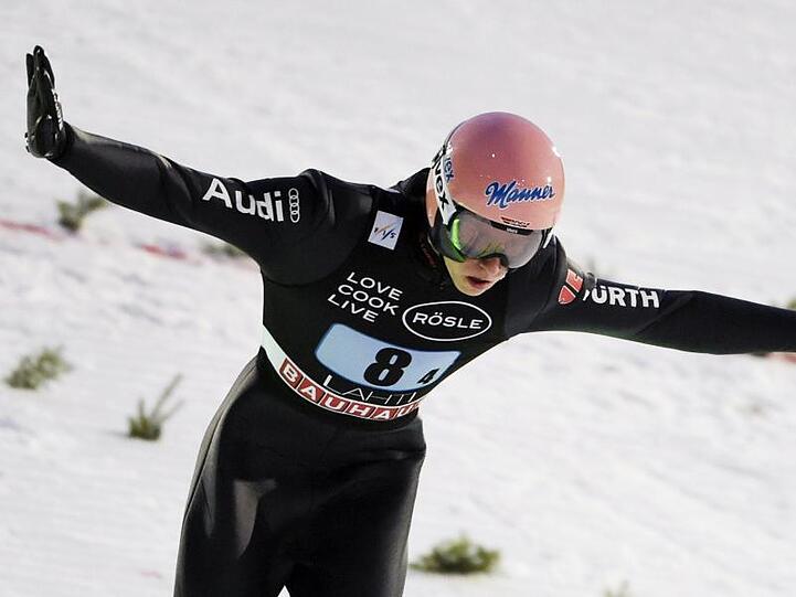 Die deutschen Skispringer um Karl Geiger setzten sich in Finnland durch.