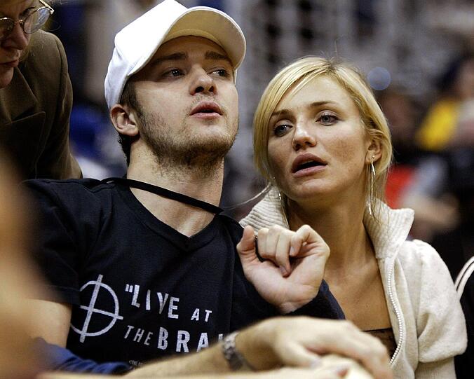 Justin Timberlake und Cameron Diaz trennten sich 2007 nach drei Jahren Beziehung. Diaz ist acht Jahre älter als der Sänger.