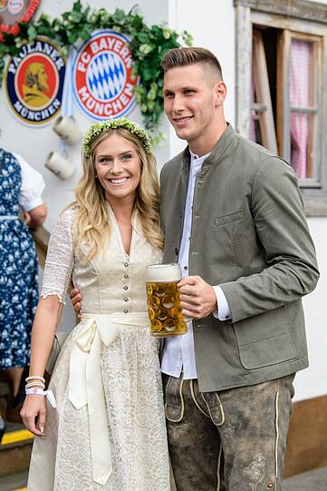 So verliebt und glücklich: Niklas Süle und seine Freundin Melissa Halter
