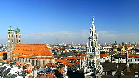 Wer die vielen Stufen im alten Peter emporsteigt, wird mit einem sensationellen Blick über München belohnt.