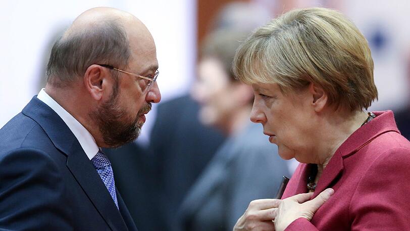 Schulz und Merkel verlieren an Beliebtheit.
