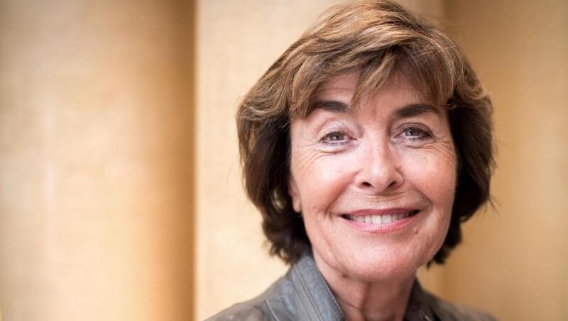 Die Schauspielerin Thekla Carola Wied übernimmt in der ZDF-Reihe "Familie Bundschuh" gerne die Rolle der stänkernden Mutter Ilse Schultze. Die Schauspielerin Thekla Carola Wied übernimmt in der ZDF-Reihe "Familie Bundschuh" gerne die Rolle der stänkernden Mutter Ilse Schultze.
