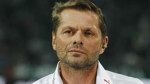 Uli Borowka: Der 50-Jährige spielte bei Mönchengladbach und Werder Bremen, er wurde zweimal Meister und Pokalsieger. Uli Borowka: Der 50-Jährige spielte bei Mönchengladbach und Werder Bremen, er wurde zweimal Meister und Pokalsieger.