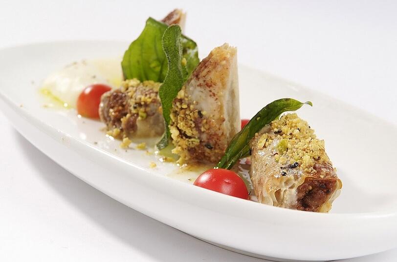Nur das Beste aus Moshes Küche: Kalbs-Baklava für 19,50 Euro.