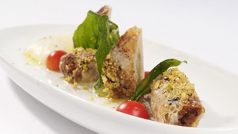 Nur das Beste aus Moshes Küche: Kalbs-Baklava für 19,50 Euro. Nur das Beste aus Moshes Küche: Kalbs-Baklava für 19,50 Euro.