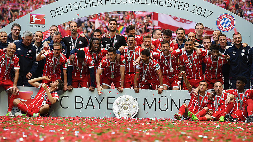Der FC Bayern feiert seine 27. Meisterschaft auf dem Rathausbalkon am Marienplatz. Die AZ ist live vor Ort.