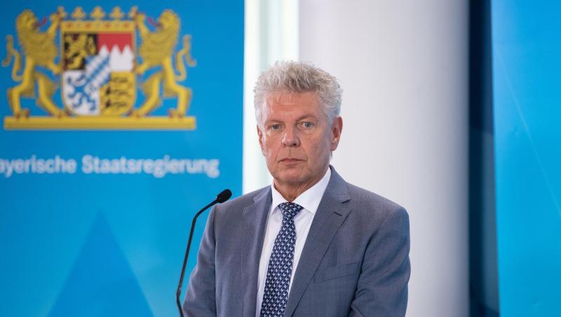 Dieter Reiter (SPD), Oberbürgermeister von München, nimmt an einer Pressekonferenz teil. Foto: Sven Hoppe/dpa-pool/dpa