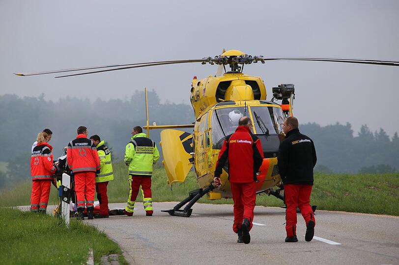Die Bilder vom schweren Verkehrsunfall auf der MÜ17.