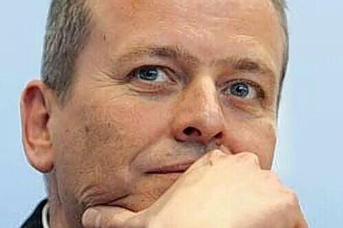 Eine große Koalition im Rathaus ist für das Millionen-Projekt, das, so OB Ulrich Maly, auch die Mehrheit der Bevölkerung will.