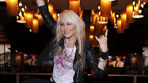 Rockerin Doro Pesch im AZ-Interview