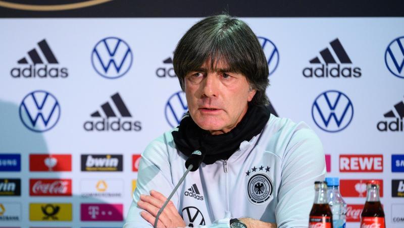 Nach langem Schweigen wird Löw am heutigen Montag während einer Pressekonferenz zur 0:6-Niederlage gegen Spanien Stellung beziehen.