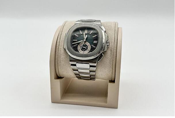 Gehörte Benko: diese Patek Philippe Nautilus 5980. Gehörte Benko: diese Patek Philippe Nautilus 5980.