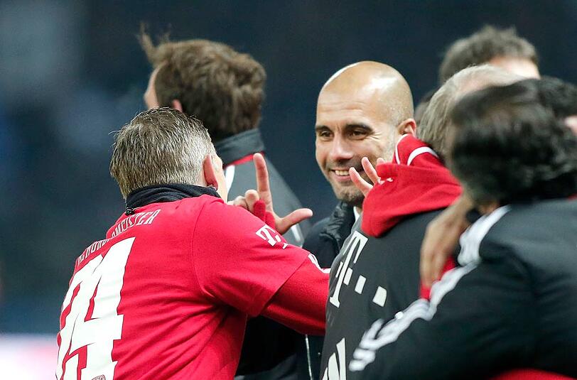 Die Bayern feiern im Berliner Olympiastadion den Meistertitel - die Bilder.