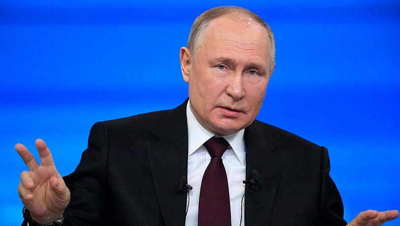 Vor zwei Jahren nannte Kremlchef Putin den Bevölkerungsrückgang eins der drängendsten Probleme Russlands. Mit dem Abnutzungskrieg in der Ukraine hat er dieses Problem nur vergrößert.