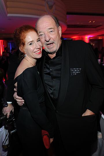 Tolles Paar: Ralph Siegel und Freundin Laura Käfer ließen sich wieder gemeinsam in der Öffentlichkeit blicken