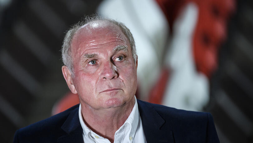 Uli Hoeneß verweist im Zuge der Verhandlungen mit Kingsley Coman einmal mehr auf die wirtschaftlichen Folgen der Corona-Pandemie.