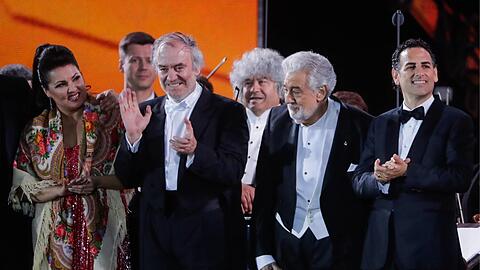 Anna Netrebko, Valery Gergiev, Placido Domingo und Juan Diego Florez (von links) bei einem Konzert anläßlich der Fußball-WM von 2018 auf dem Roten Platz.