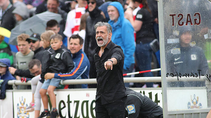 Es wartet noch Arbeit auf Maurizio Jacobacci nach dem 5:1-Sieg im Toto-Pokal